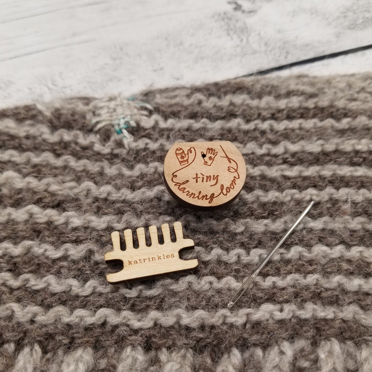 Darning and mending Loom kit – The Yarn Club, Inc