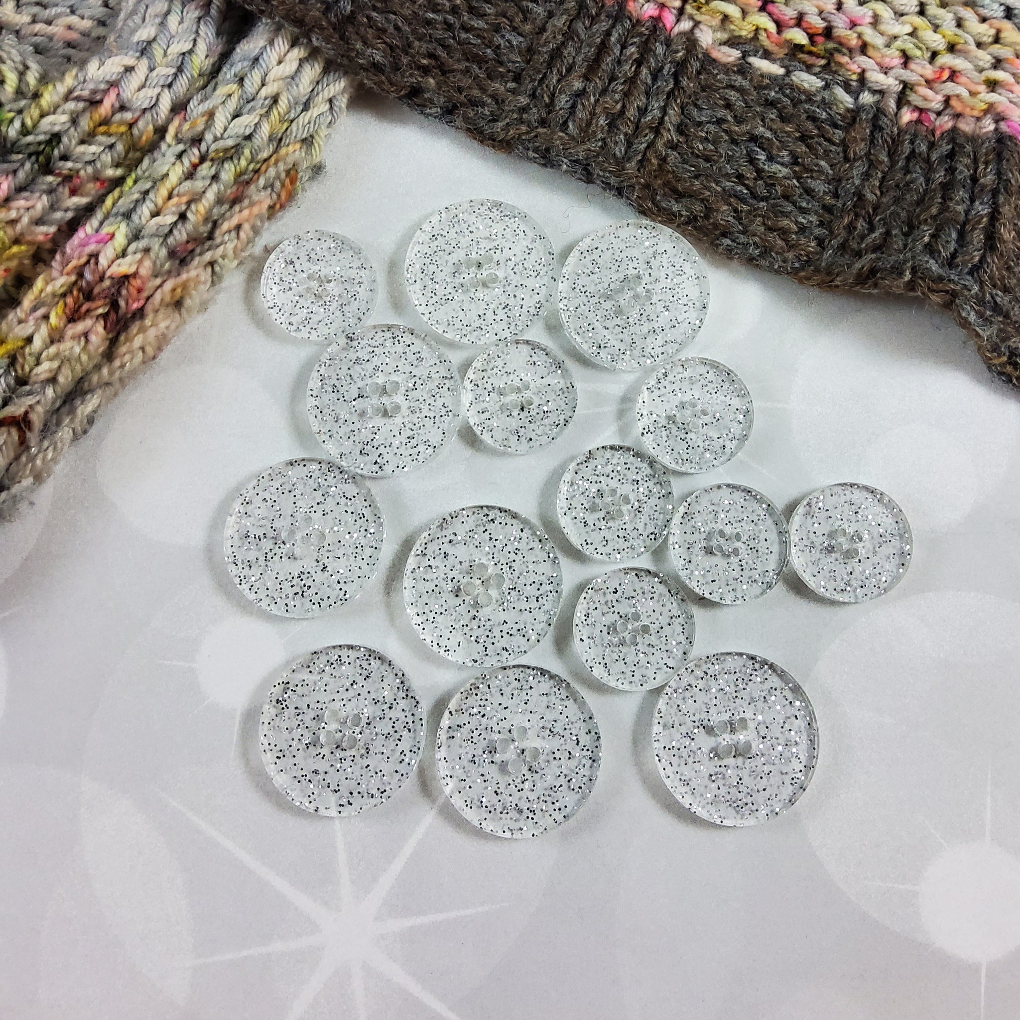 Kat Button Katrinkles Acrylic Buttons in Quartz Crystal Glitter – KnitWit Yarn Shop