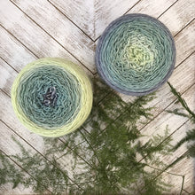 Load image into Gallery viewer, Mad Hatter Sport Weight Blossoms
