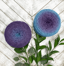 Load image into Gallery viewer, Mad Hatter Sport Weight Blossoms

