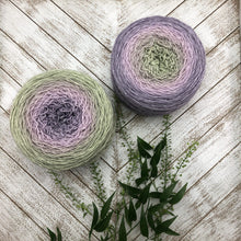 Load image into Gallery viewer, Mad Hatter Sport Weight Blossoms
