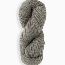 Load image into Gallery viewer, Woolfolk Far
