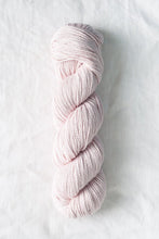 Load image into Gallery viewer, quince&amp;co. Whimbrel
