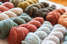 Load image into Gallery viewer, quince&amp;co. Finch
