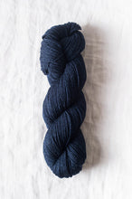 Load image into Gallery viewer, quince&amp;co. Tern
