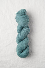 Load image into Gallery viewer, quince&amp;co. Finch
