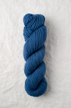 Load image into Gallery viewer, quince&amp;co. Lark
