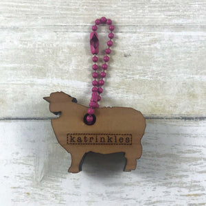 Cedar Sheep Yarn Cutter