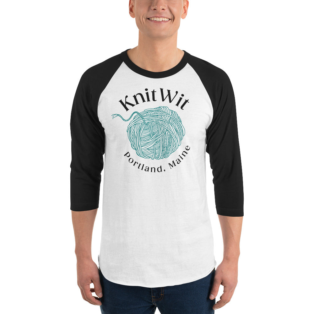 KnitWit 3/4 sleeve raglan shirt