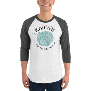 KnitWit 3/4 sleeve raglan shirt