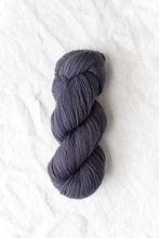 Load image into Gallery viewer, quince&amp;co. Phoebe
